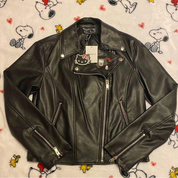 FOREVER 21 | Hello Kitty & Friends Moto Jacket - Picture 4 of 6